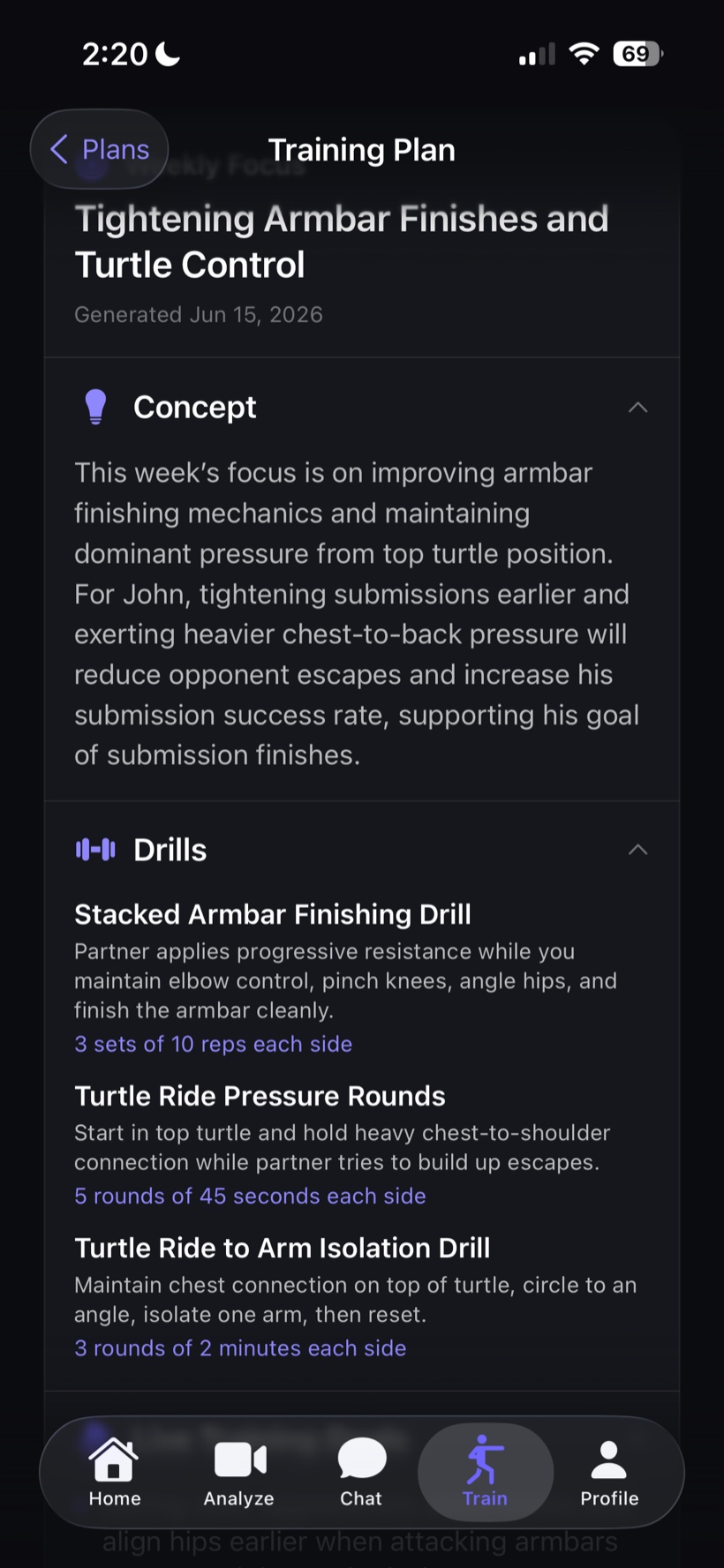 SmartBJJ AI-generated weekly training plan with concept and drills